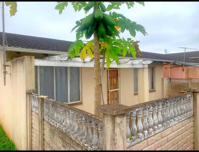 2 BEDROOM TOWNHOUSE FOR SALE IN WOODHAVEN